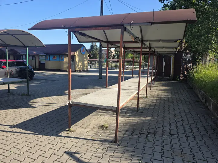 Stragan jeszcze przed remontem