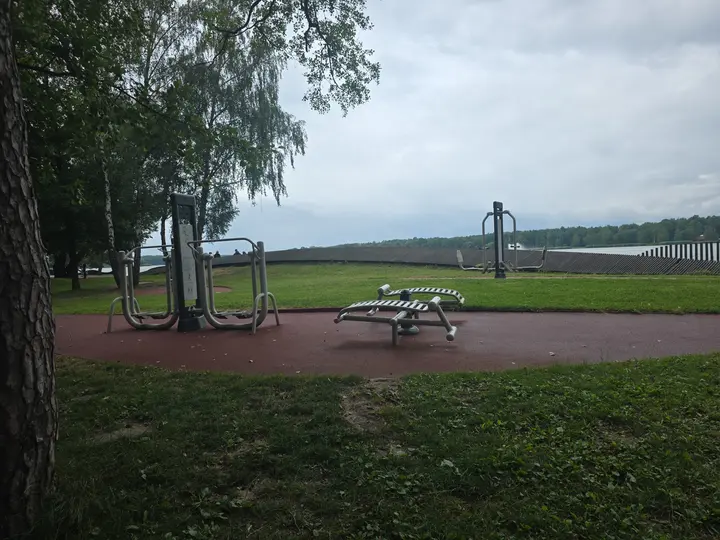 Ławeczki do ćwiczeń mięśni brzucha