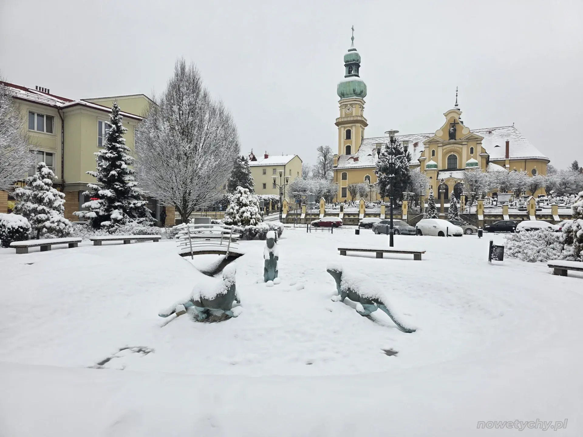 Widok na bazylikę pw. św. Marii Magdaleny
