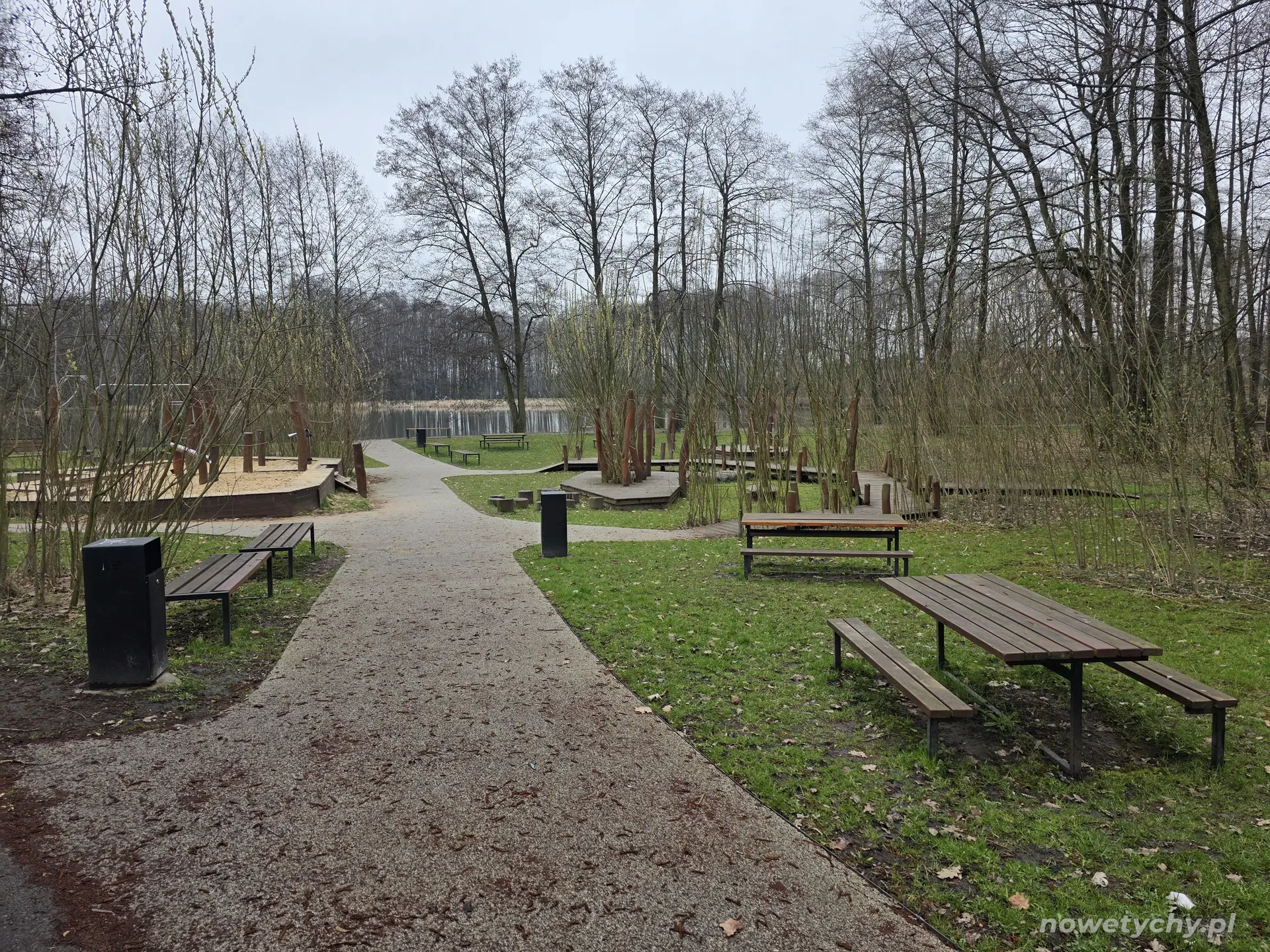 Widok w stronę stawu