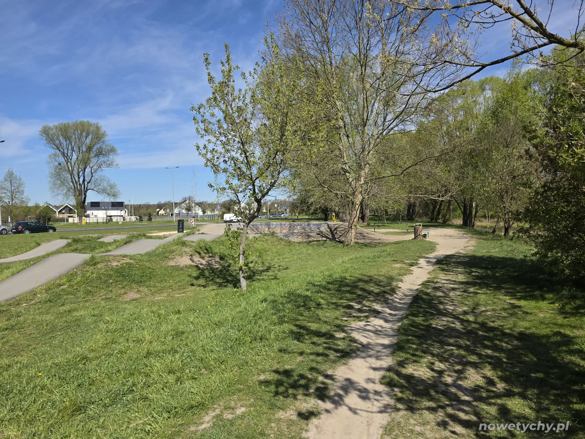 Po lewej stronie trasa pumptrack