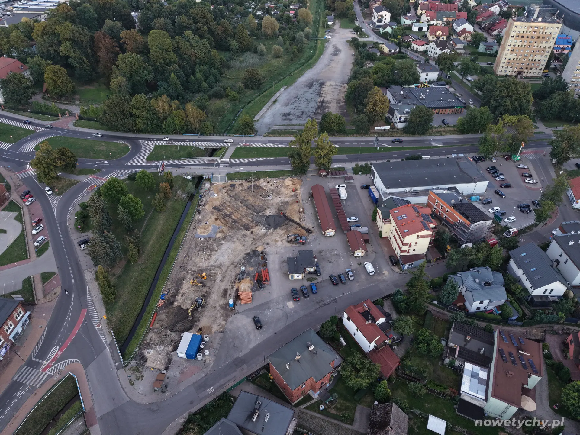 Widok placu targowego podczas remontu
